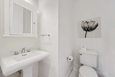 285 SE 6th Avenue Delray Beach FL 33483