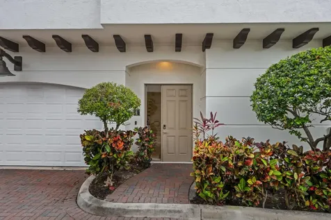 285 SE 6th Avenue Delray Beach FL 33483