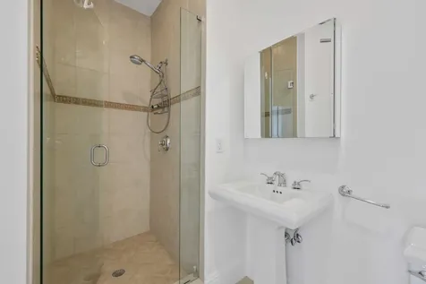 285 SE 6th Avenue Delray Beach FL 33483