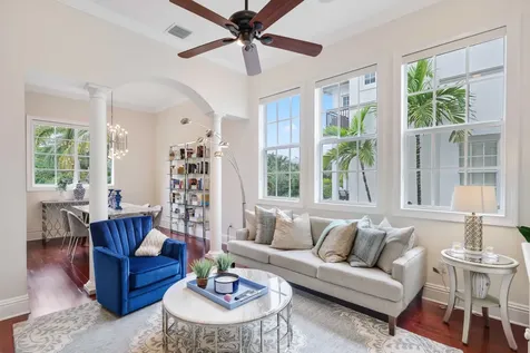 285 SE 6th Avenue Delray Beach FL 33483