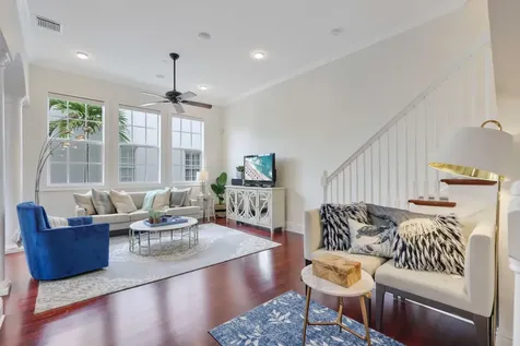 285 SE 6th Avenue Delray Beach FL 33483
