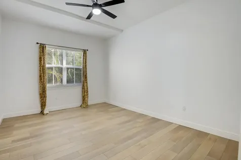 3940 N Flagler Drive West Palm Beach FL 33407