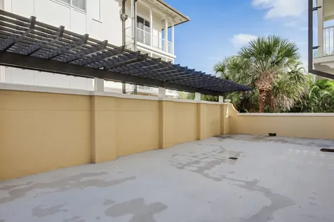 3940 N Flagler Drive West Palm Beach FL 33407
