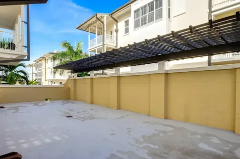 3940 N Flagler Drive West Palm Beach FL 33407