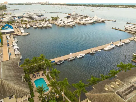 3940 N Flagler Drive West Palm Beach FL 33407