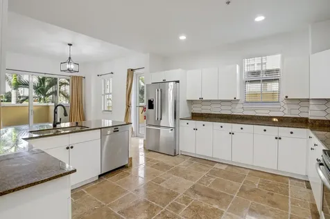 3940 N Flagler Drive West Palm Beach FL 33407