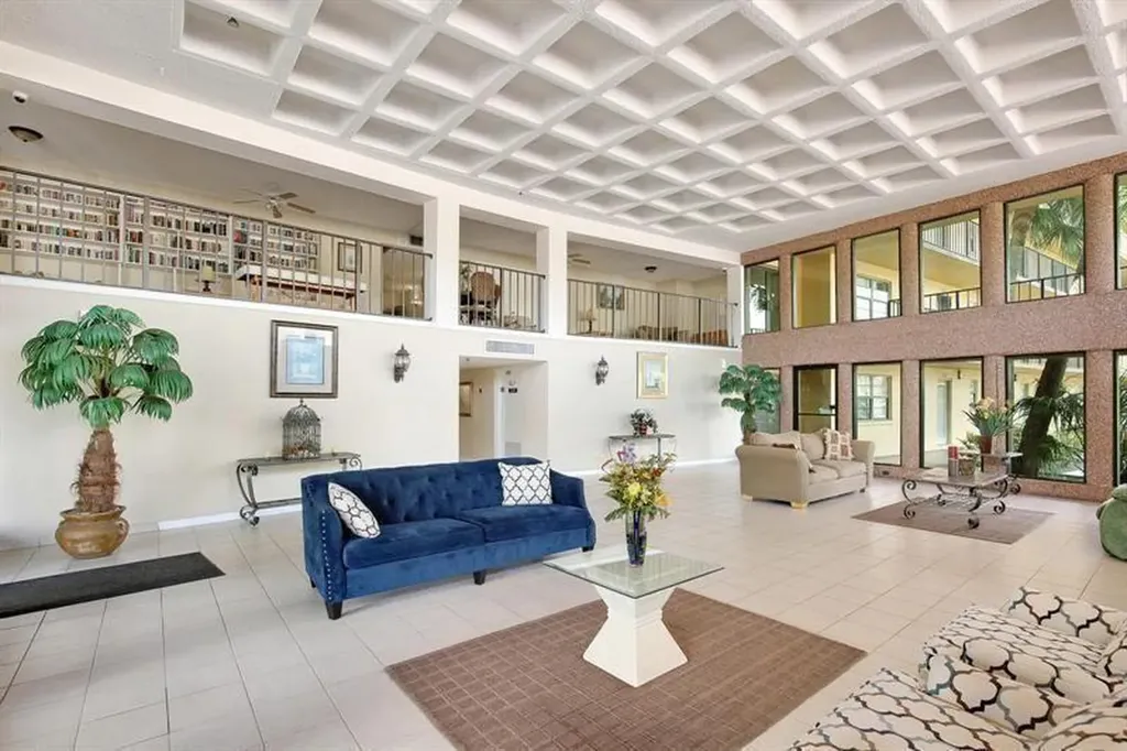 9370 SW 8th Street Boca Raton FL 33428