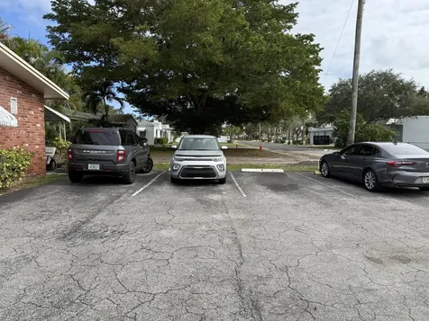 2641 Polk Street Hollywood FL 33020