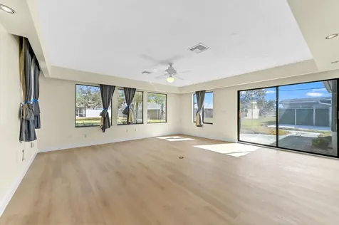 571 Se Anchor Lane Port Saint Lucie FL 34983
