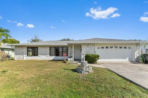 571 Se Anchor Lane Port Saint Lucie FL 34983
