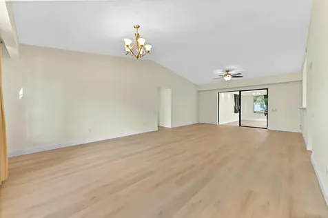 571 Se Anchor Lane Port Saint Lucie FL 34983
