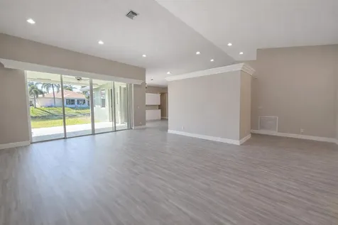 1168 Hatteras Circle Greenacres FL 33413
