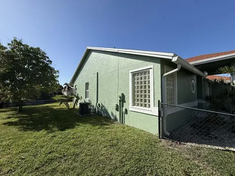 1168 Hatteras Circle Greenacres FL 33413
