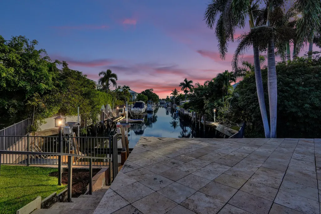 7050 NE 7th Avenue Boca Raton FL 33487