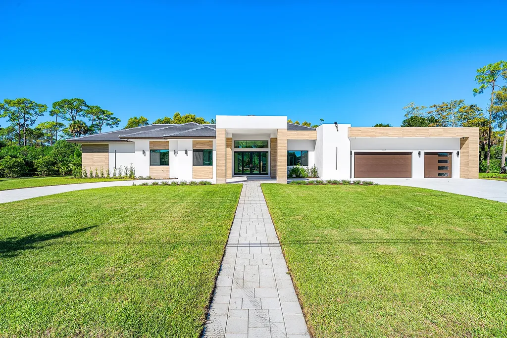 14817 Paddock Drive Wellington FL 33414