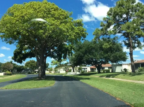 2601 Boundbrook Boulevard Palm Springs FL 33406