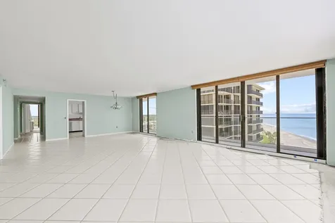 100 Beach Road Tequesta FL 33469