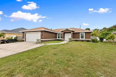 2356 Sw Savona Boulevard Port Saint Lucie FL 34953