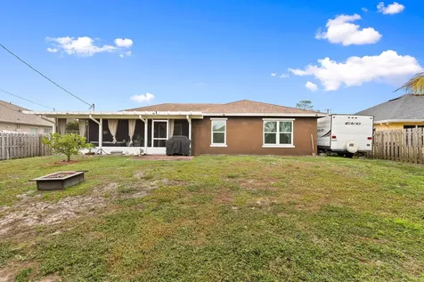 2356 Sw Savona Boulevard Port Saint Lucie FL 34953