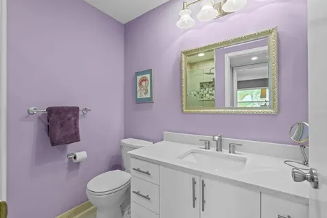 325 Capri G Delray Beach FL 33484