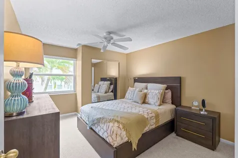 325 Capri G Delray Beach FL 33484