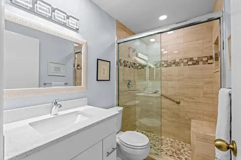 325 Capri G Delray Beach FL 33484