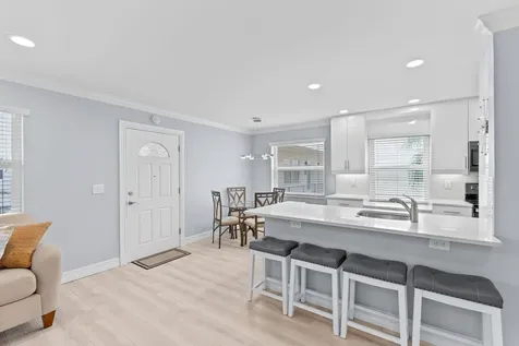 325 Capri G Delray Beach FL 33484