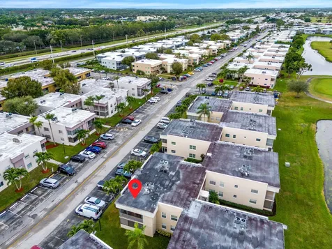 325 Capri G Delray Beach FL 33484