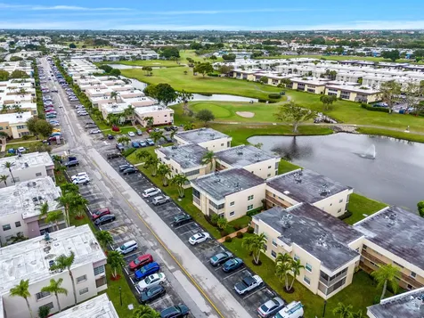 325 Capri G Delray Beach FL 33484