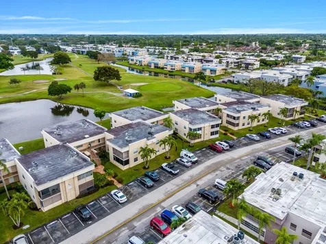 325 Capri G Delray Beach FL 33484