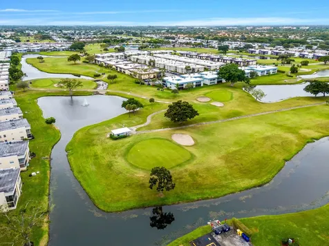 325 Capri G Delray Beach FL 33484