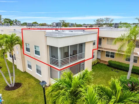 325 Capri G Delray Beach FL 33484