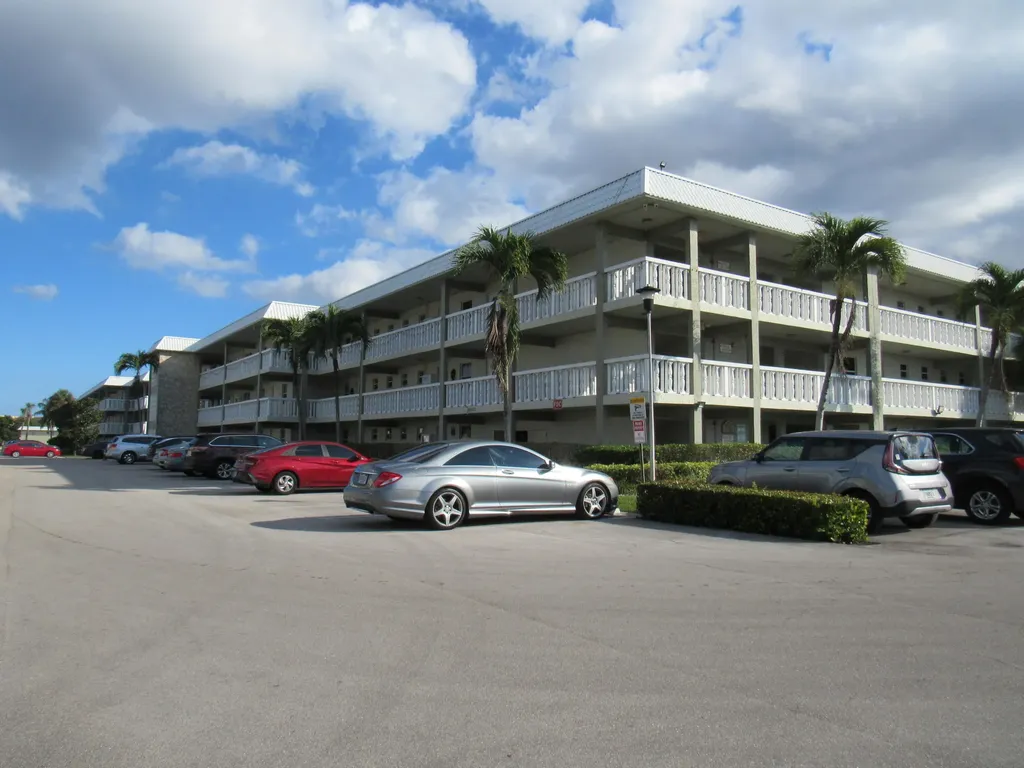 9872 Marina Boulevard Boca Raton FL 33428