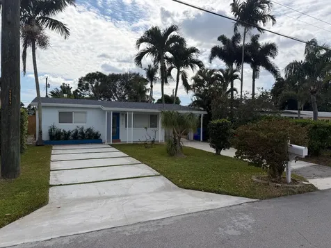 620 W Bloxham Street Lantana FL 33462
