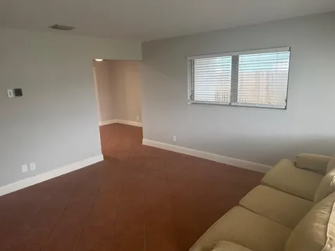 620 W Bloxham Street Lantana FL 33462