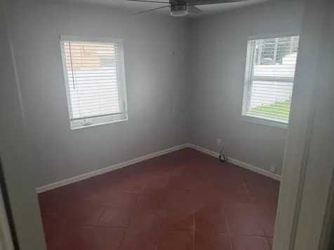 620 W Bloxham Street Lantana FL 33462