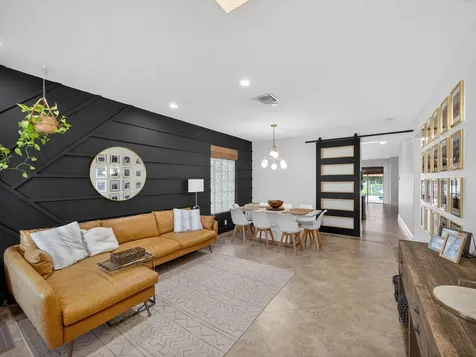 260 Mulberry Grove Road West Palm Beach FL 33411