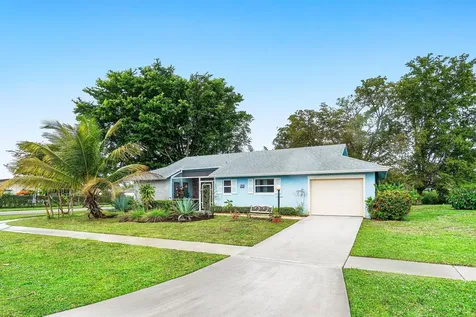 6371 Hitchin Post Way Delray Beach FL 33484