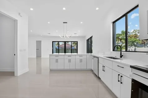 3920 Espan Court Palm Springs FL 33461