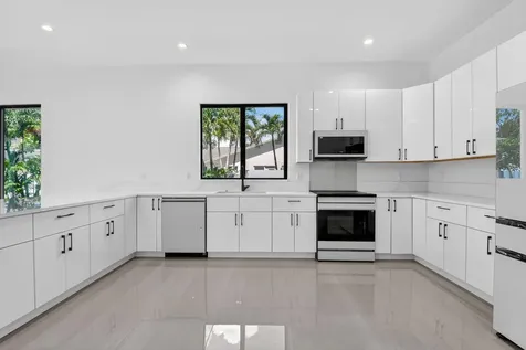 3920 Espan Court Palm Springs FL 33461