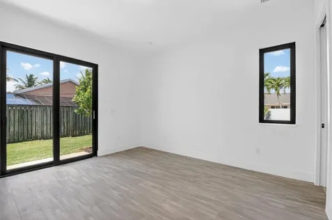 3920 Espan Court Palm Springs FL 33461