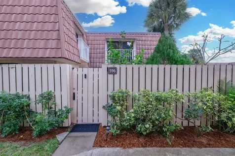 596 Green Springs Place West Palm Beach FL 33409