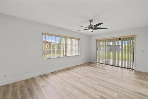 4473 Pine Garden Lane Lake Worth FL 33467
