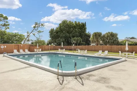 4473 Pine Garden Lane Lake Worth FL 33467