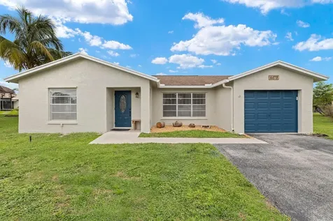 4473 Pine Garden Lane Lake Worth FL 33467