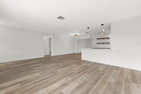 4473 Pine Garden Lane Lake Worth FL 33467