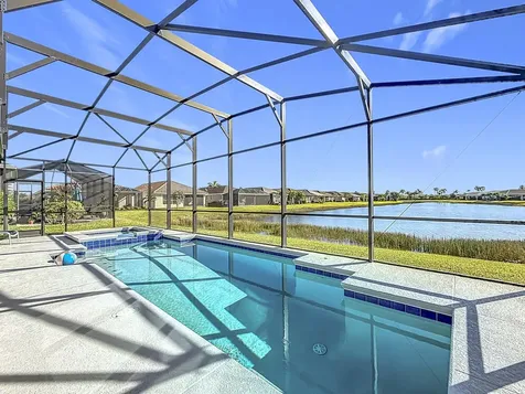 10094 Sw Indian Lilac Trail Port Saint Lucie FL 34987