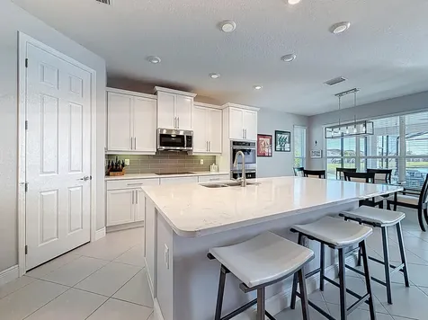 10094 Sw Indian Lilac Trail Port Saint Lucie FL 34987