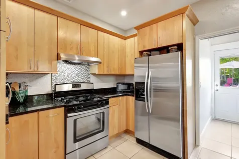 516-520 34th Street West Palm Beach FL 33407