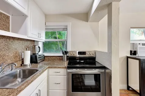 516-520 34th Street West Palm Beach FL 33407